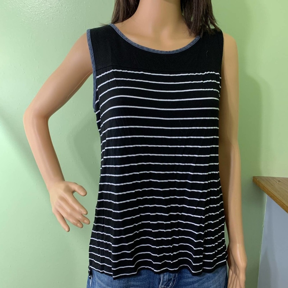 Yuni LA size Medium top